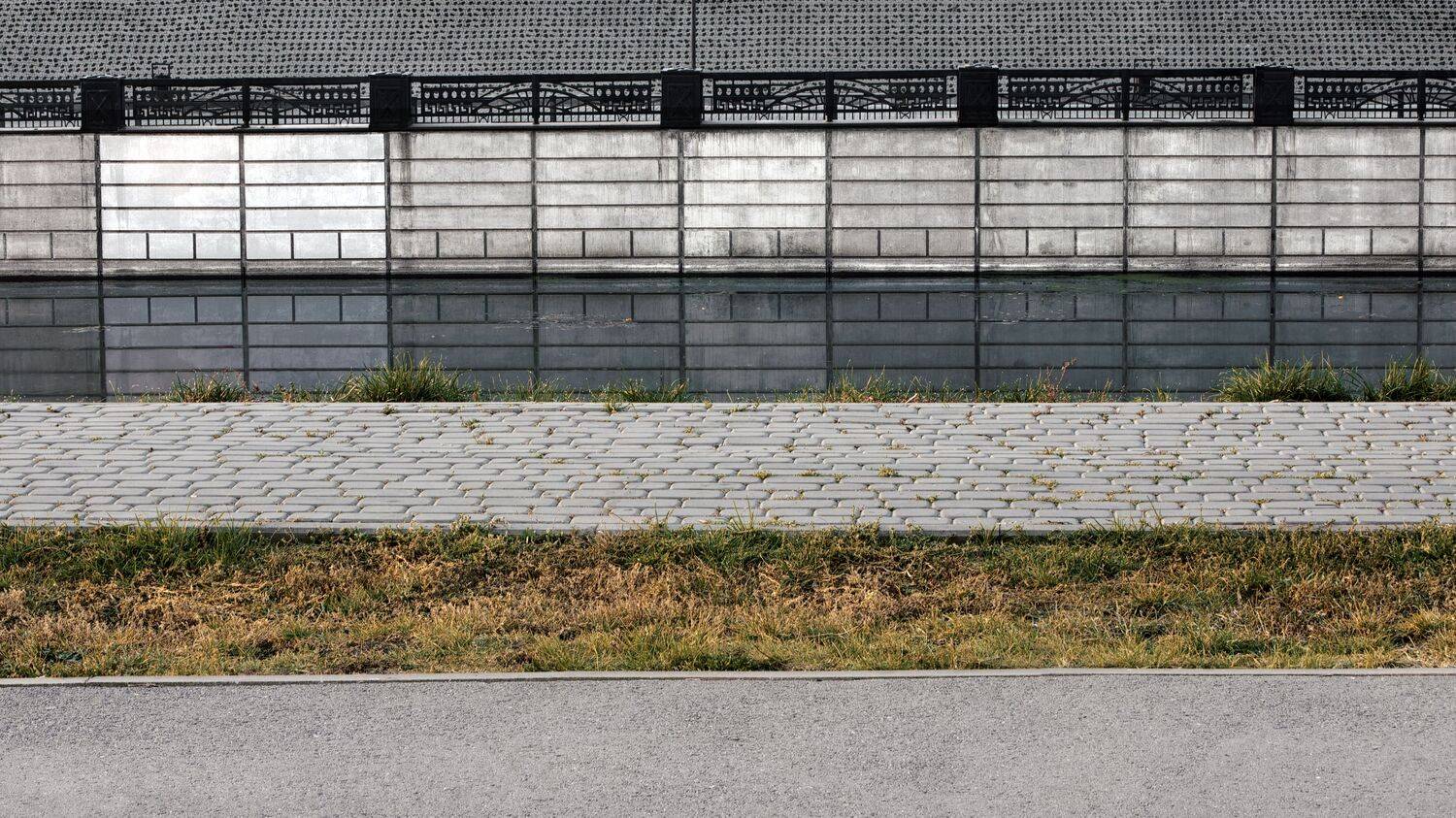 Университетская набережная.