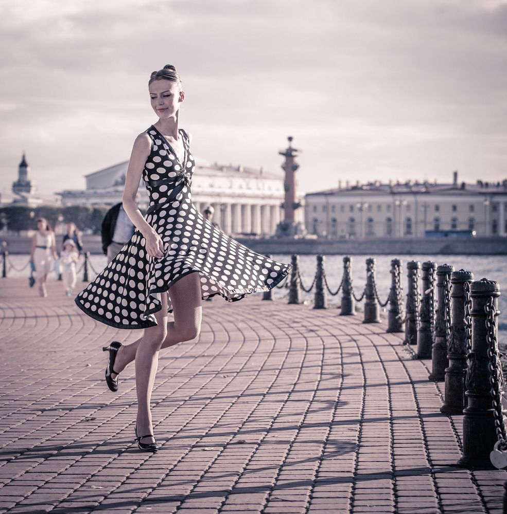 Фотография автора Анна Тихомирова