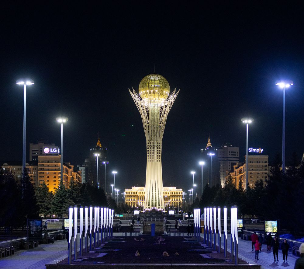 Photograph by Alexander Lojhkin