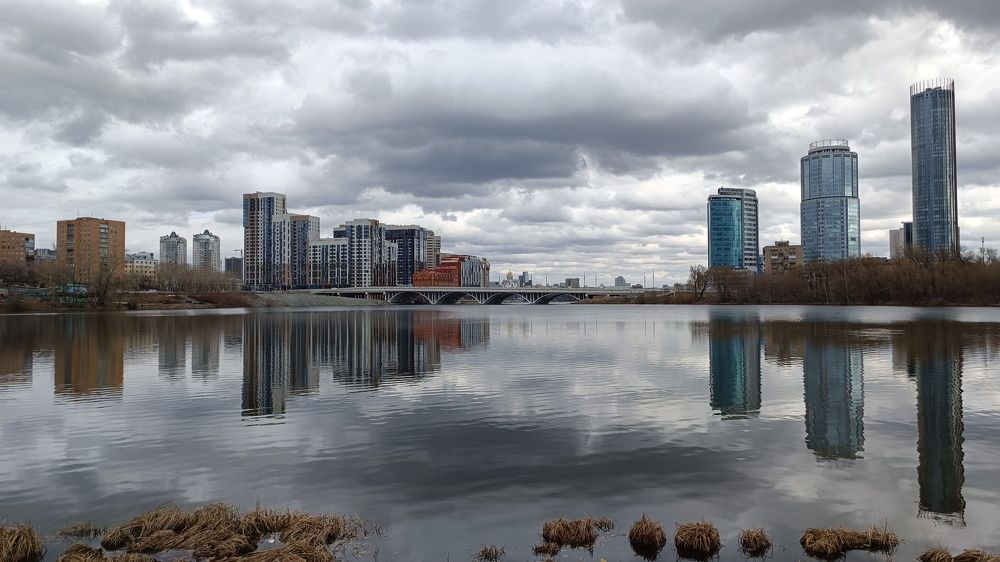 Пасмурная весна