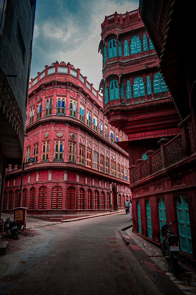 Фотография автора ABHISHEK SHAH