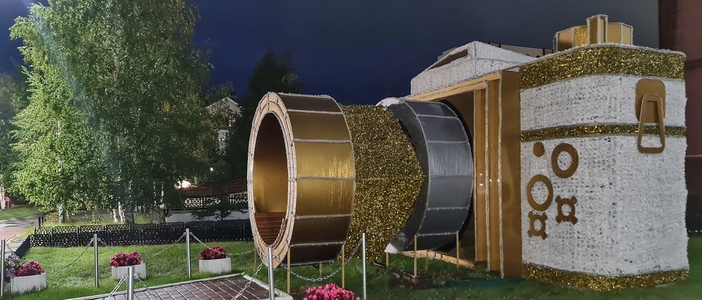 Арт-объект "Фотоаппарат"