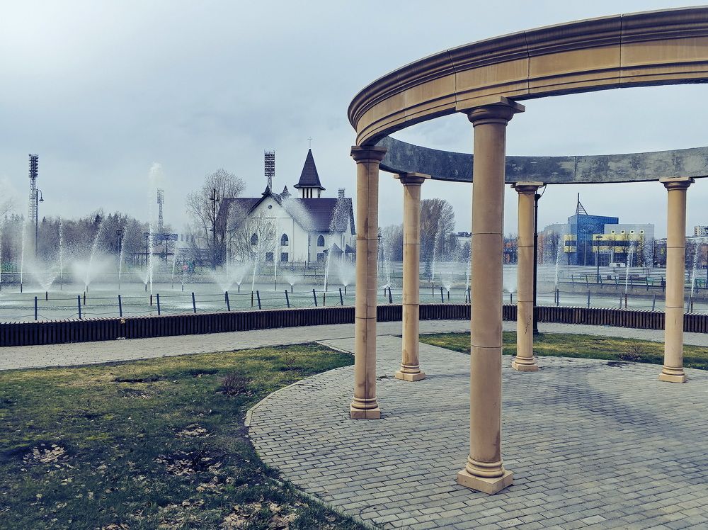 Фотография автора Юрий Звонарев