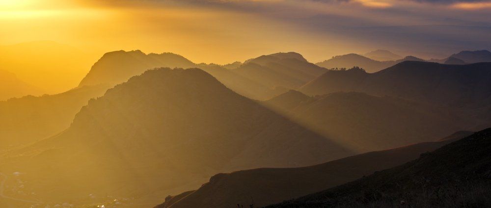 ЗОЛОТОЙ ВЕЧЕР В ГОРАХ