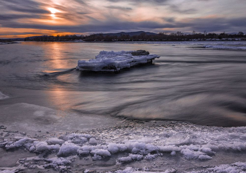 Осенние водовороты... (Забайкалье. р. Онон)