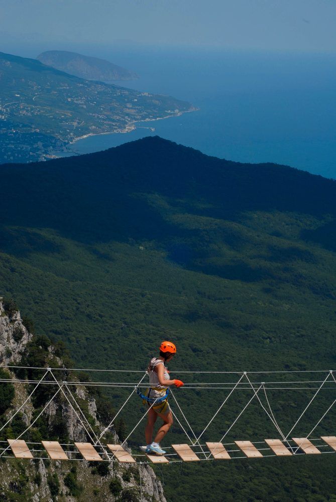 Прогулка над Ялтой
