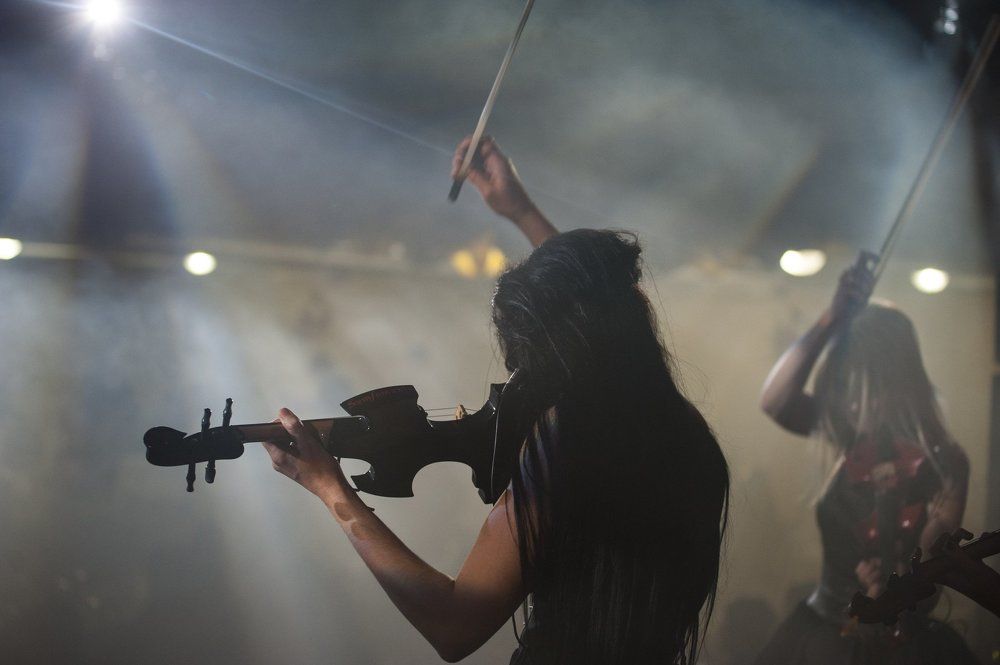 На сцене - Symfomania