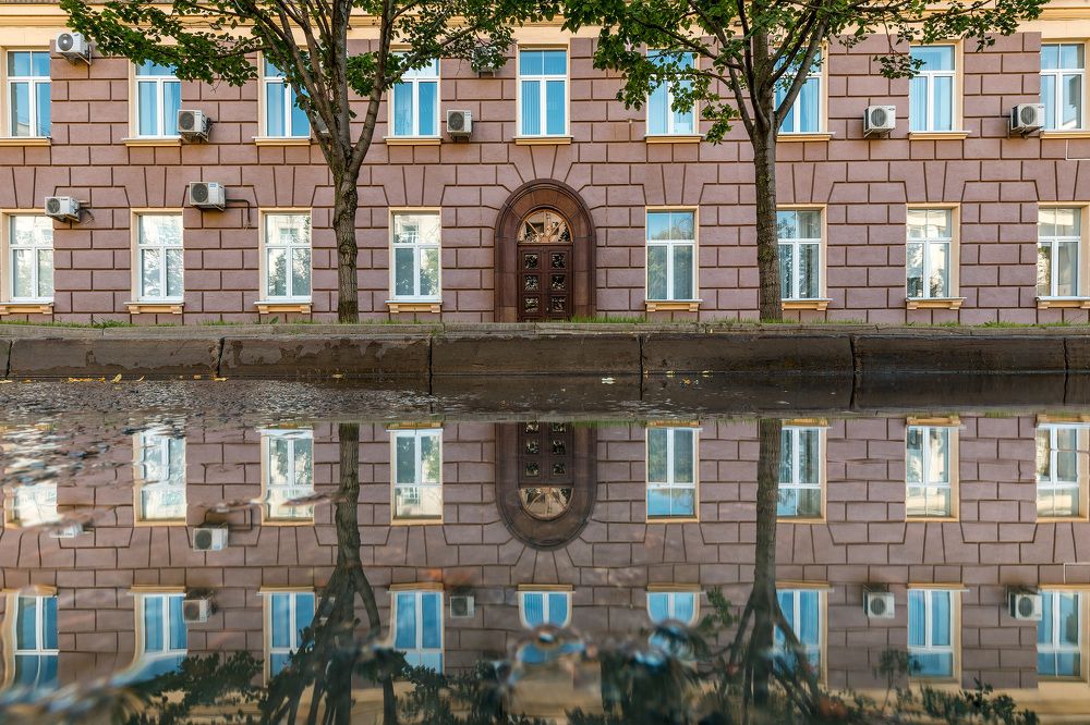 Photograph by Pavel Koliadin