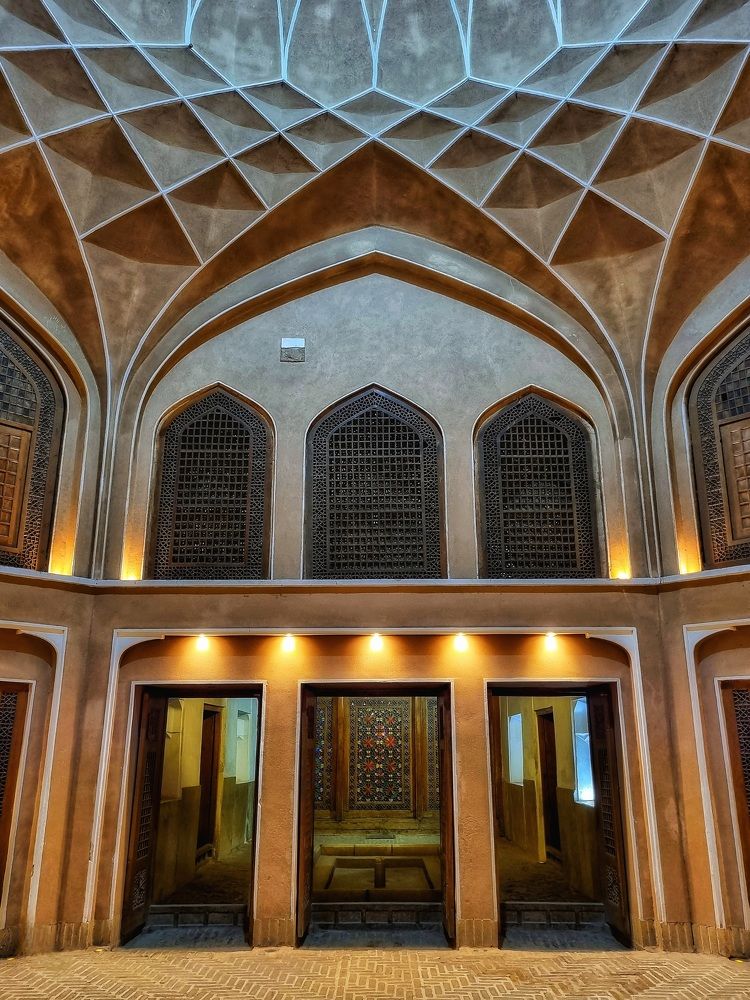 Фотография автора Zahra Seyedmorti