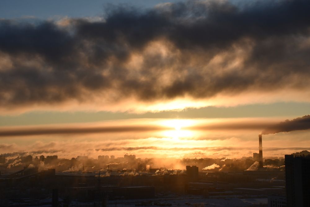 winter sunrise over the city