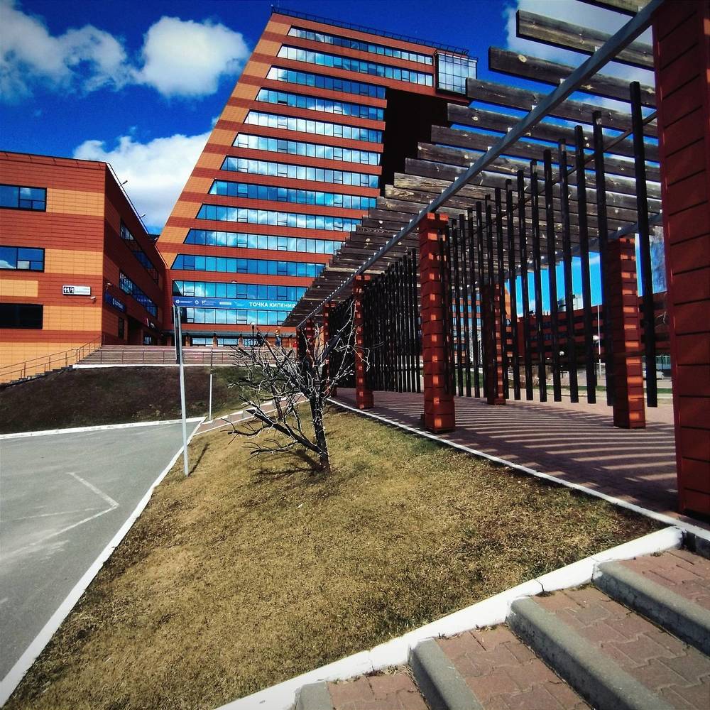 Технопарк в фантазийном стиле