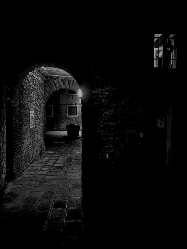 Photograph by Gustavo Coletti Caltagirone