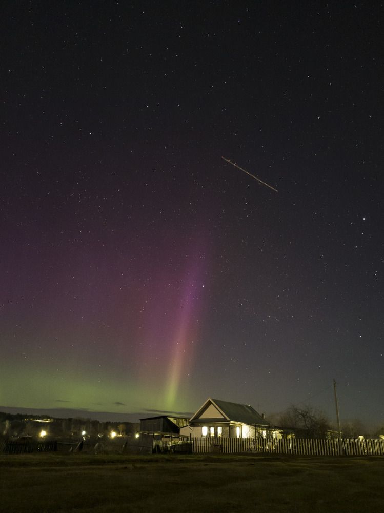 Ночь с северным сиянием.