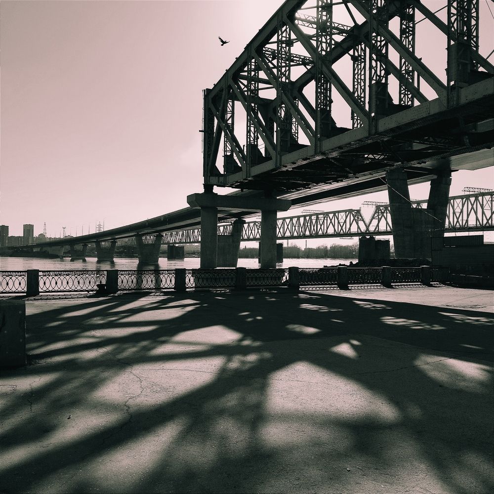 Мостов переплетенье