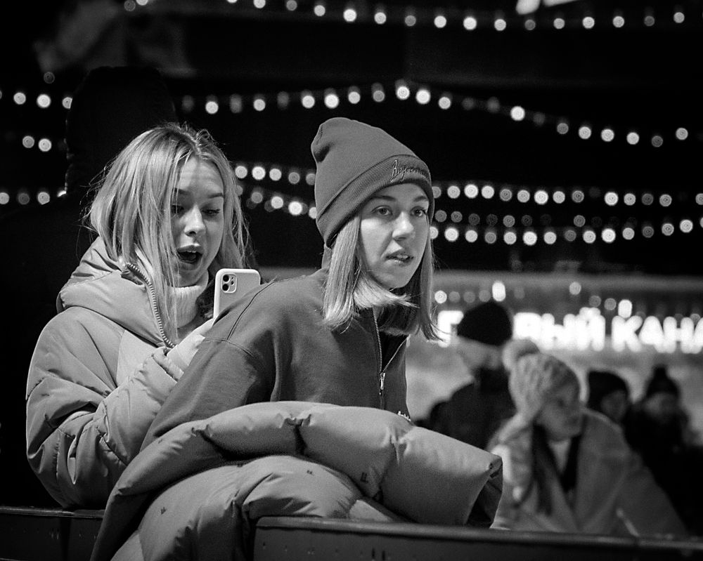 Лучшая подруга: она и по глазам видит, что ты идиотка натворила...