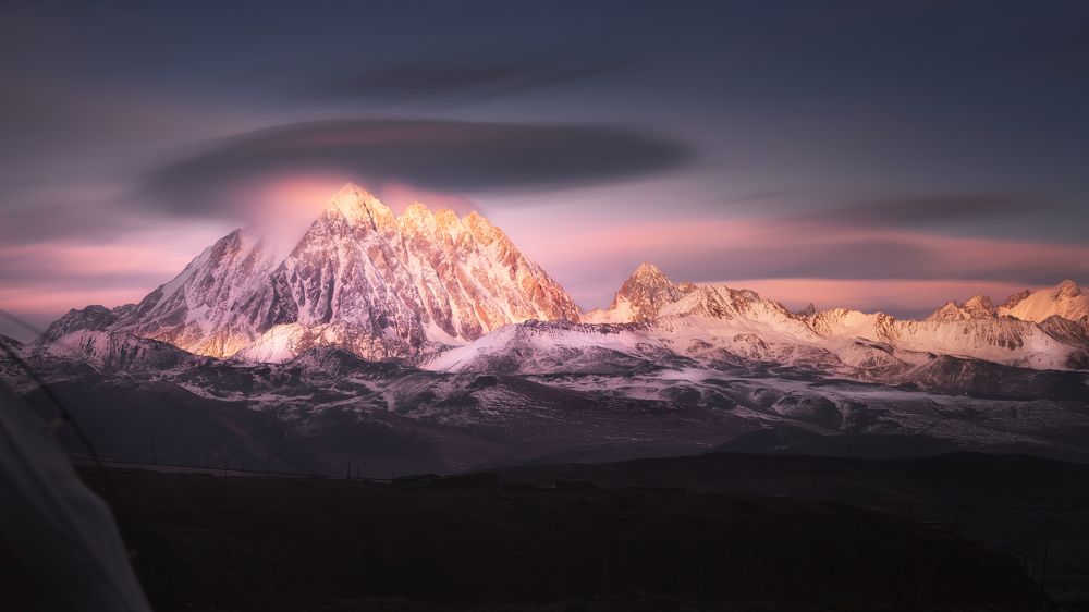 Photograph by Allen tyc