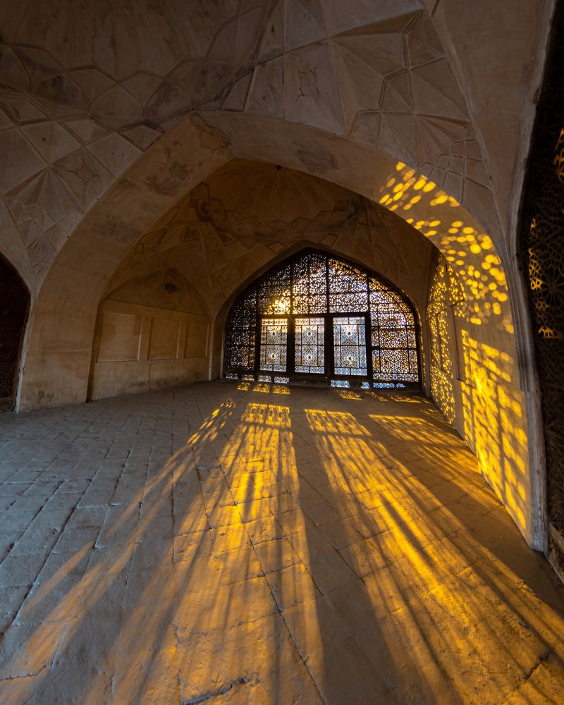 Photograph by Ali Alirezaei