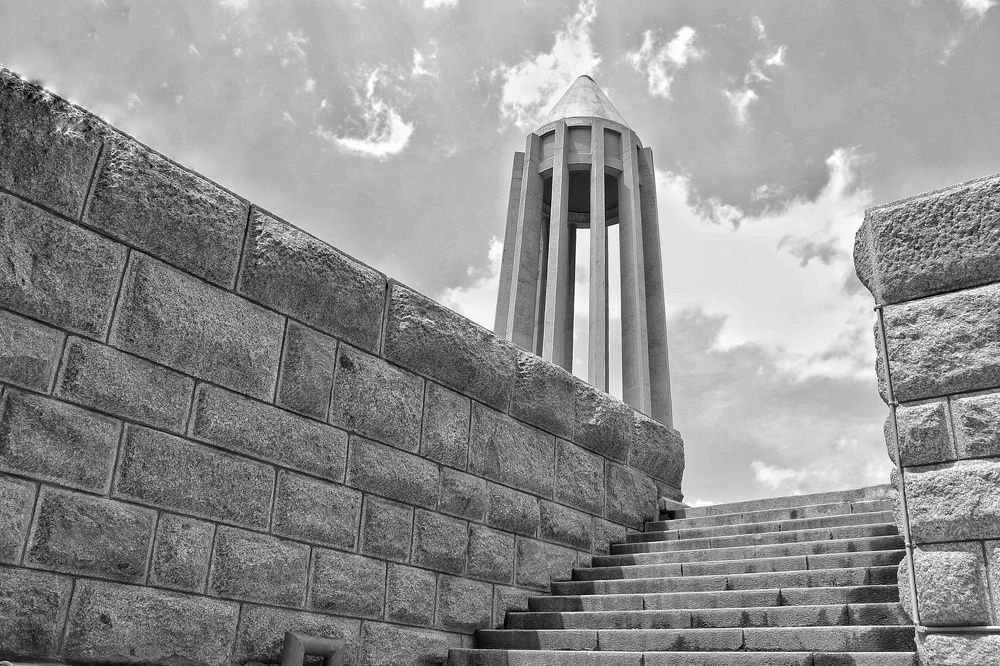 Photograph by Keyvan Hosine pour