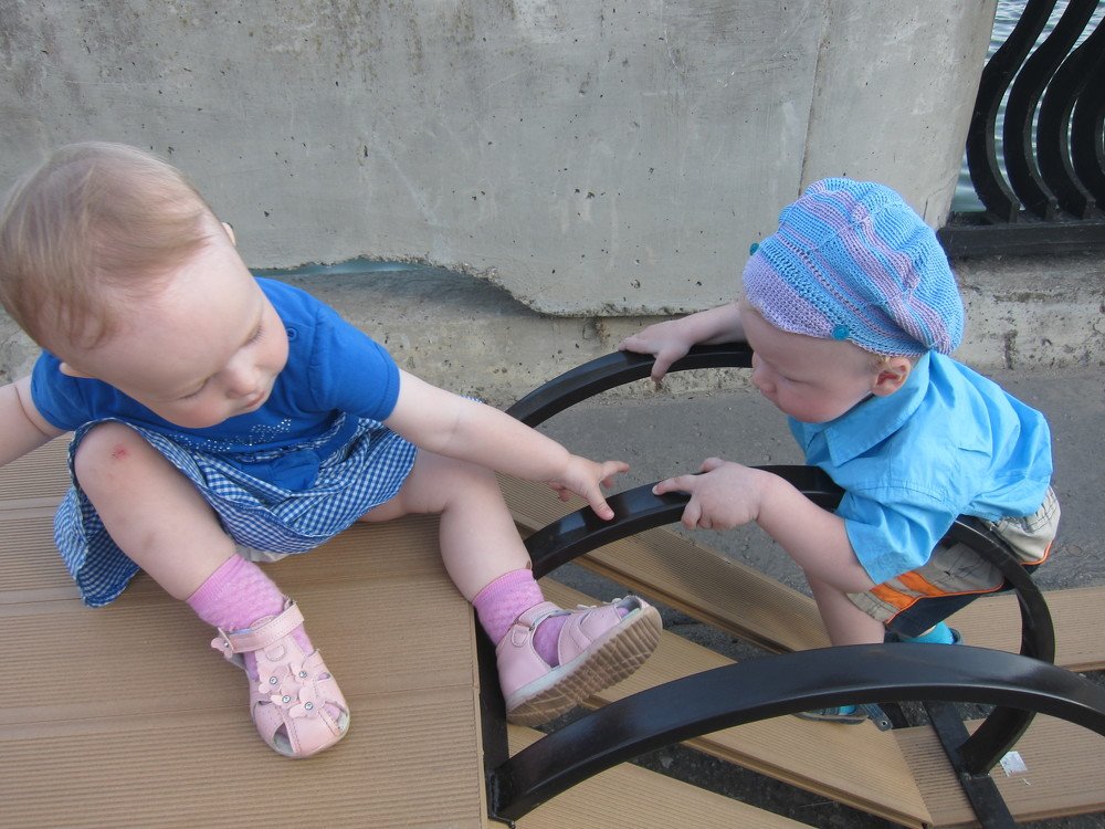 Давай помогу