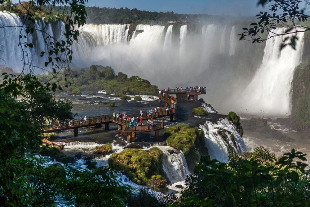 Внимая  могущество воды