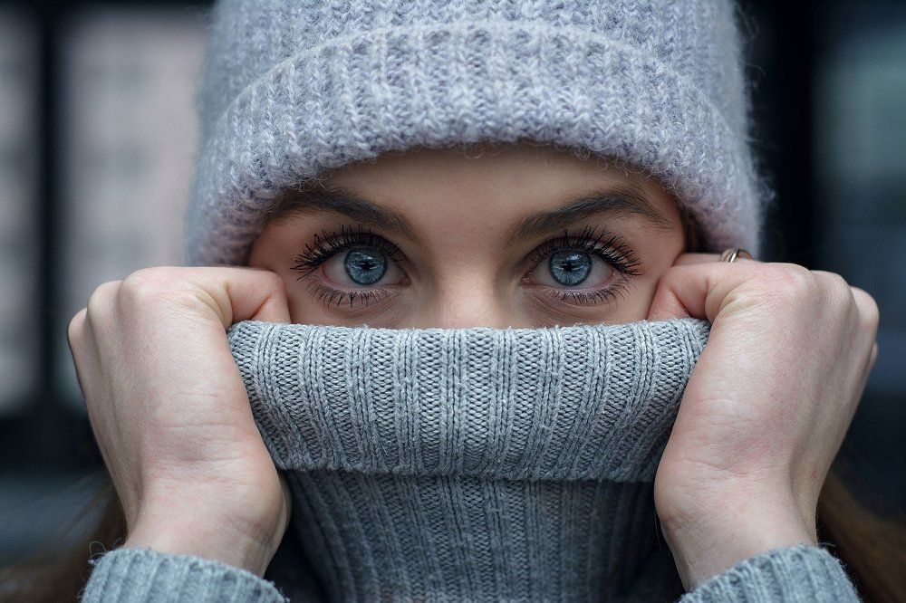 Cold eyes