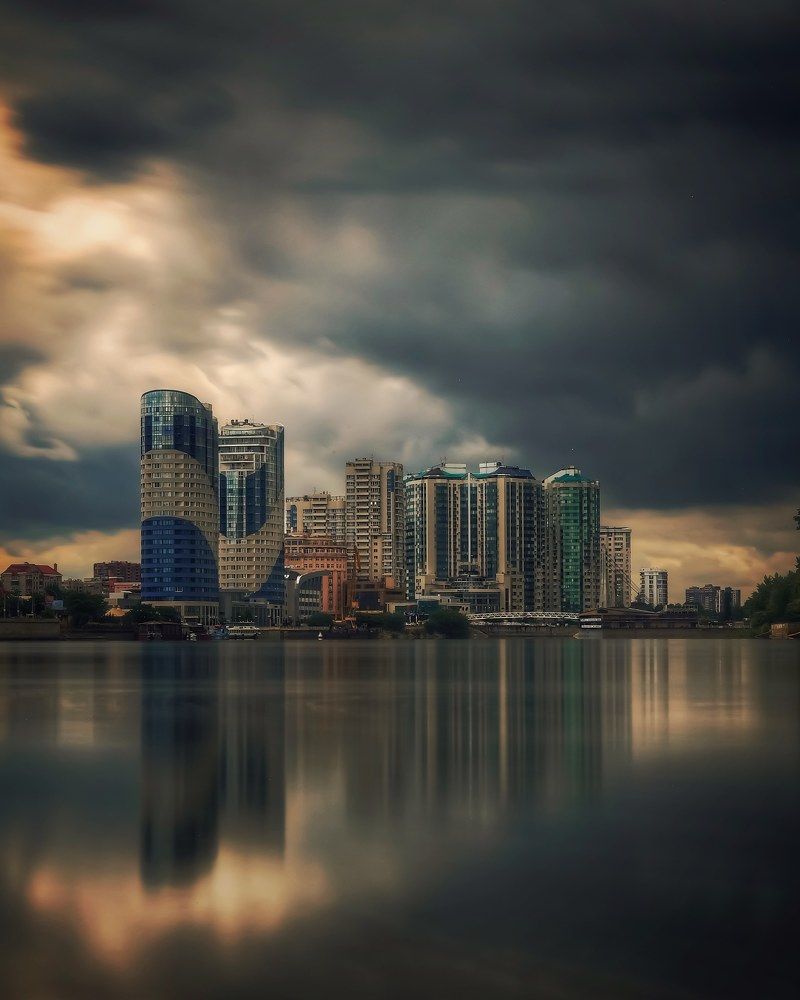 Адмирал перед дождём. Краснодар. Россия