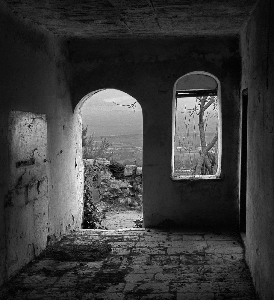 Photograph by Alexandr Makarenko