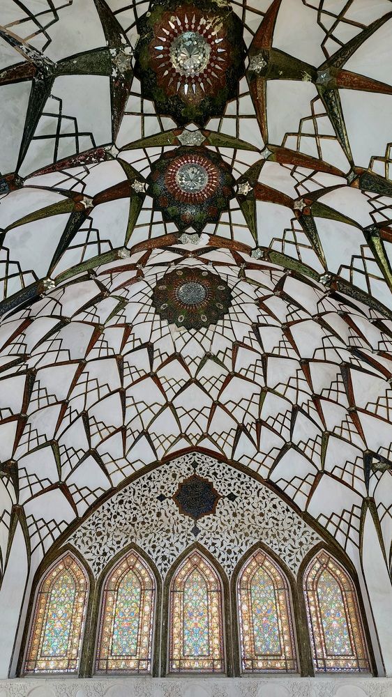 Photograph by Mina Mamdouhi