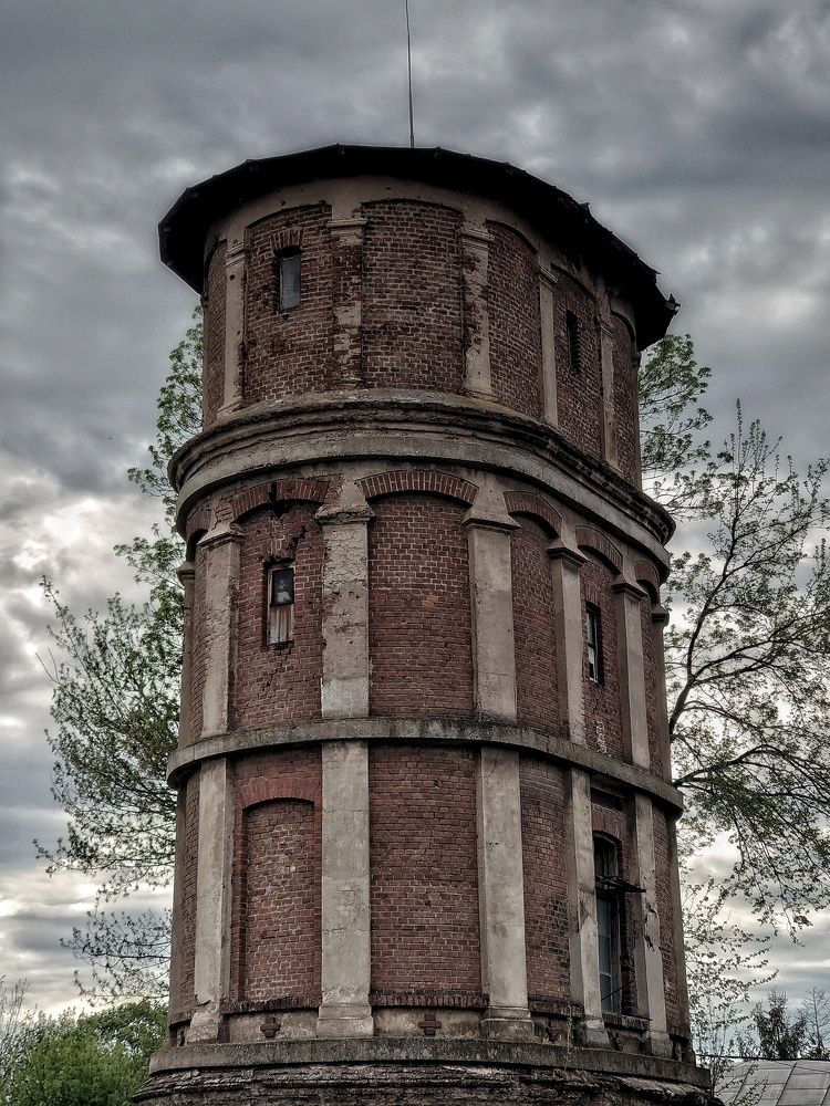 Photograph by Angelo Sab