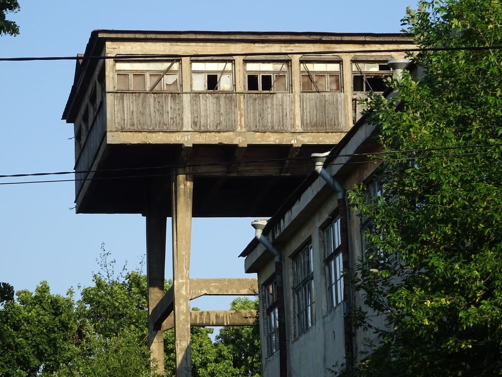 Избушка на курьих ножках