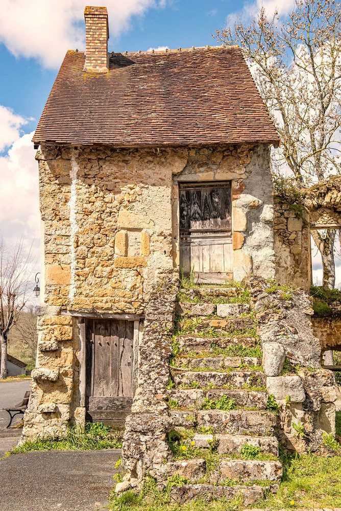 Photograph by Victor Ninestrong