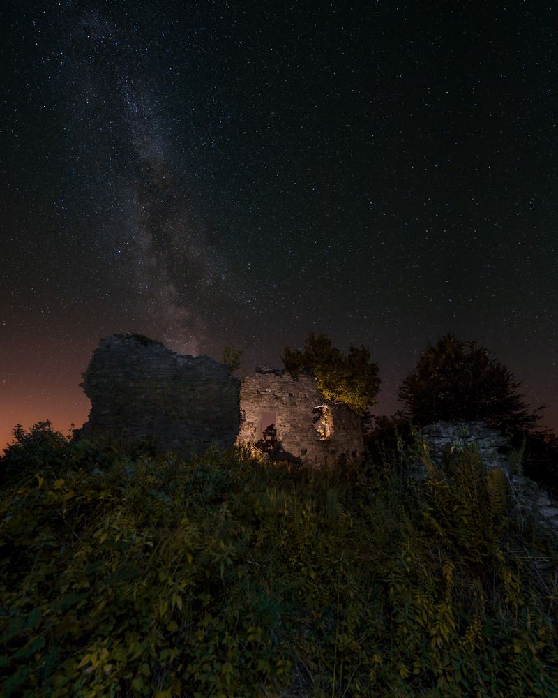 Starlit Ruins of Kamengrad