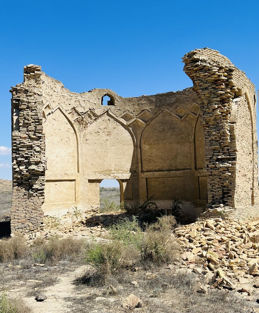 Photograph by Rozaliya Volosevich