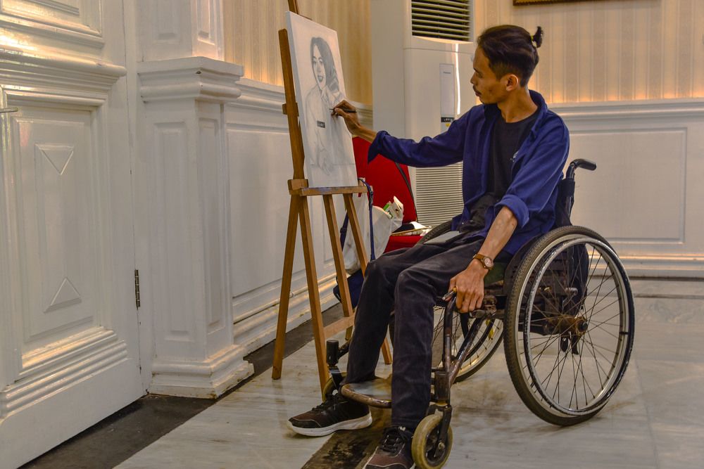 Painter disabilities