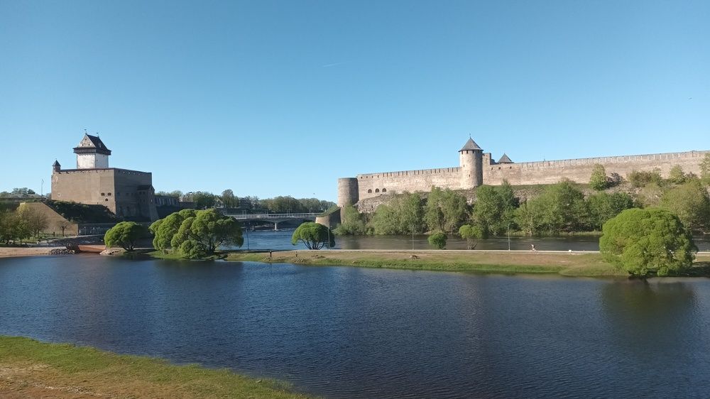 Пересечение городов Нарва/ Иван-город и крепостей.