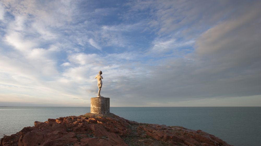 Прекрасное далеко, не будь ко мне жестоко