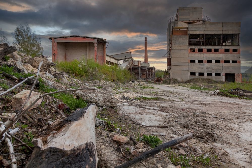 Заброшенный завод