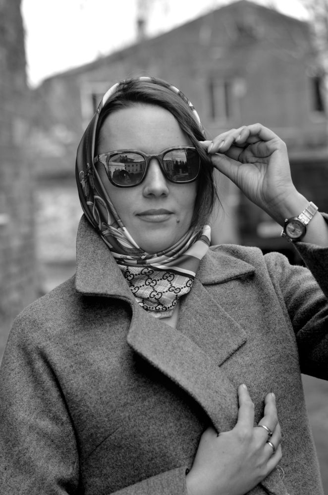 Где-то в старой Праге.