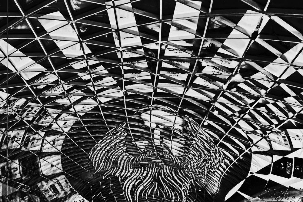 Circle of elements...