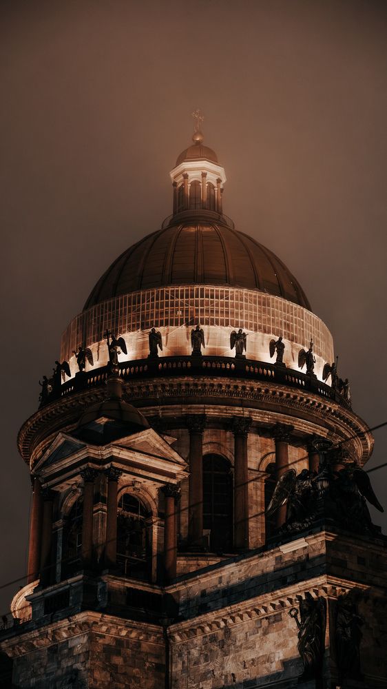 Готика Питера..