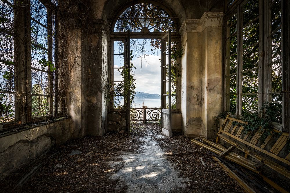 Photograph by Fabien Sans