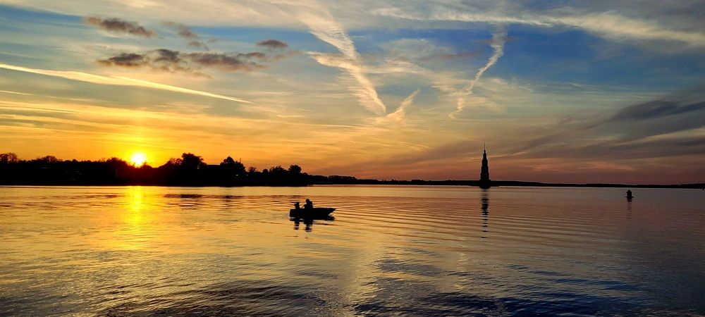 Закат на Волге.