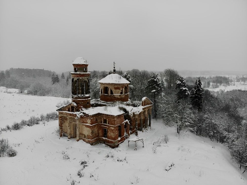 Усадьба Тёплое, Знаменская церковь, 1797г.
