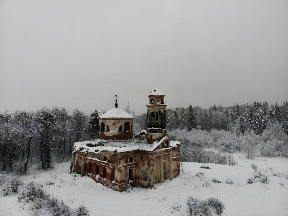 Усадьба Тёплое, Знаменская церковь, 1797г.