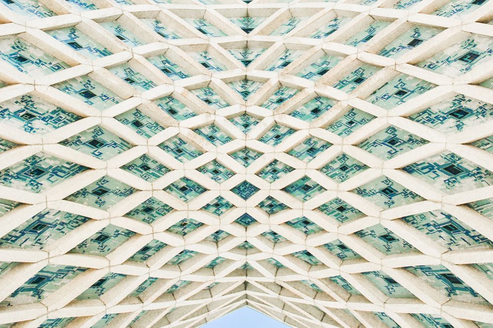 Фотография автора Nima Mohsenpour