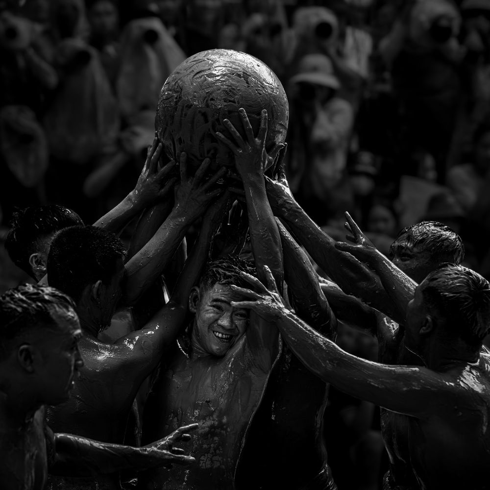 Photograph by Minh Tuấn Ngô