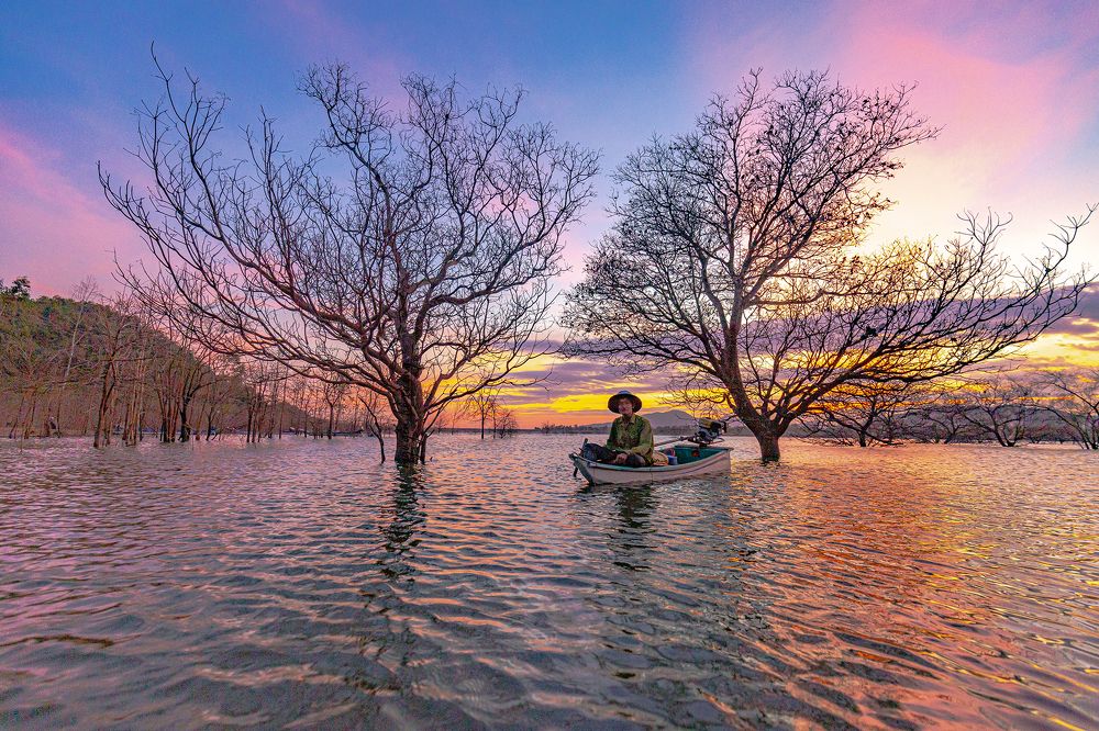 Photograph by Cuong Nguyenho