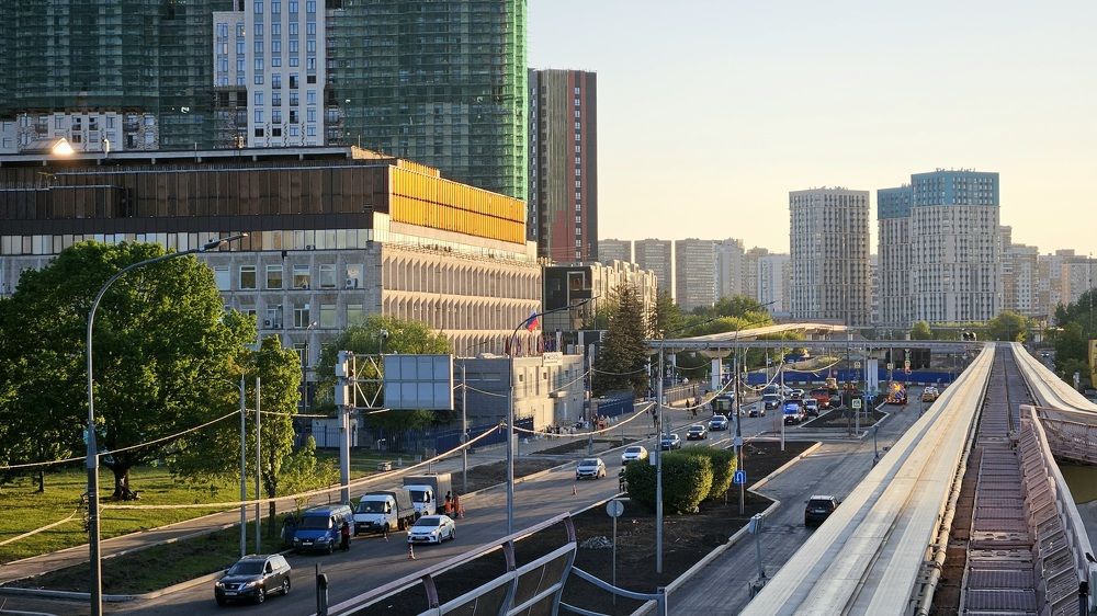 Современный город