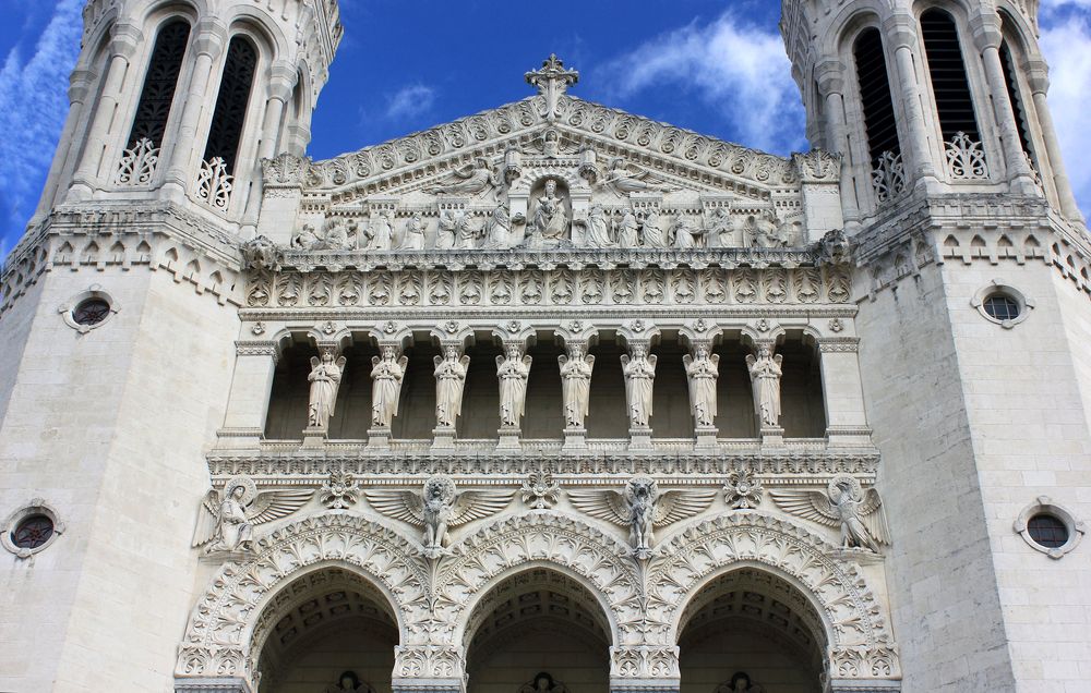 Базилика Нотр-Дам-де-Фурвьер.