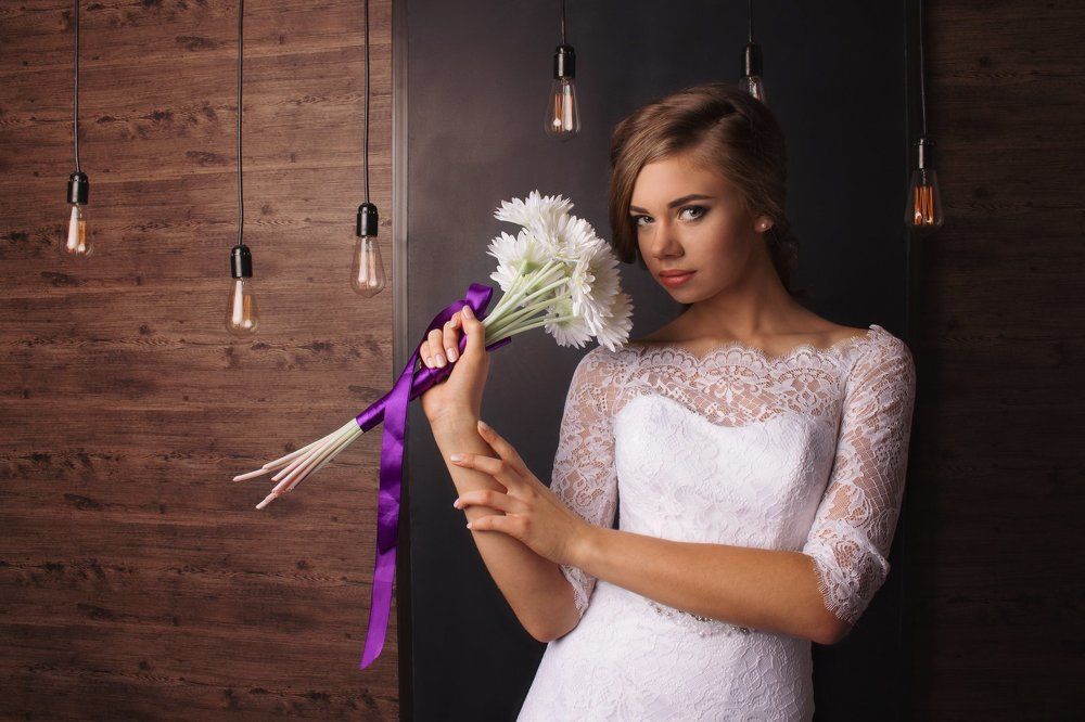 Юная Александра